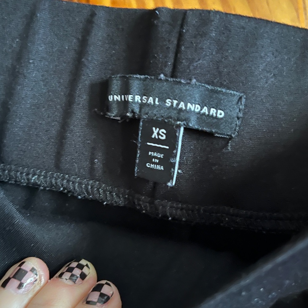 Universal Standard Classic Black Tee XS